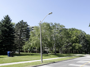 Widdicombe Place in Toronto, ON - Building Photo - Building Photo