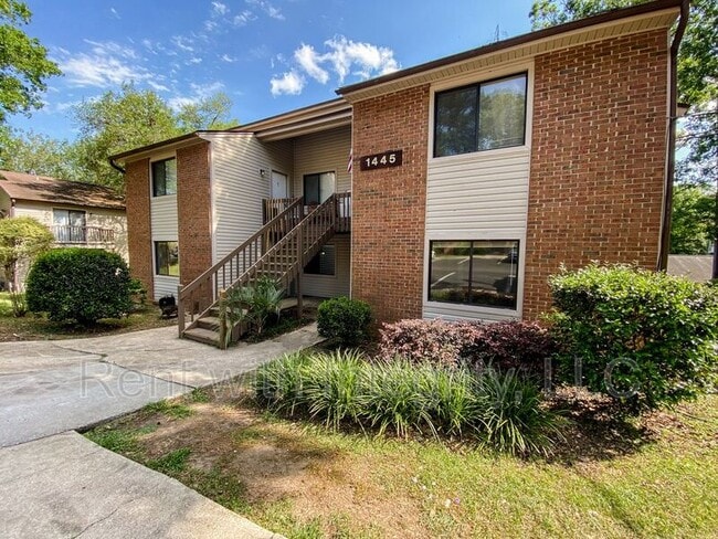 1445 Willow Bend Way in Tallahassee, FL - Building Photo - Building Photo