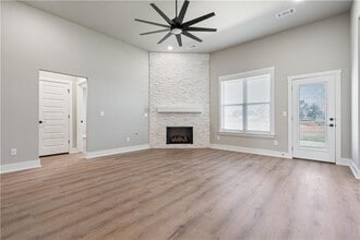 7006 Orange Ave in Bentonville, AR - Building Photo - Building Photo