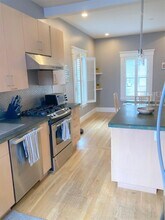 327 Windsor St, Unit 1 in Cambridge, MA - Building Photo - Building Photo