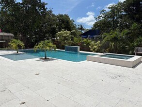 12920 SW 185th Terrace in Miami, FL - Building Photo - Building Photo