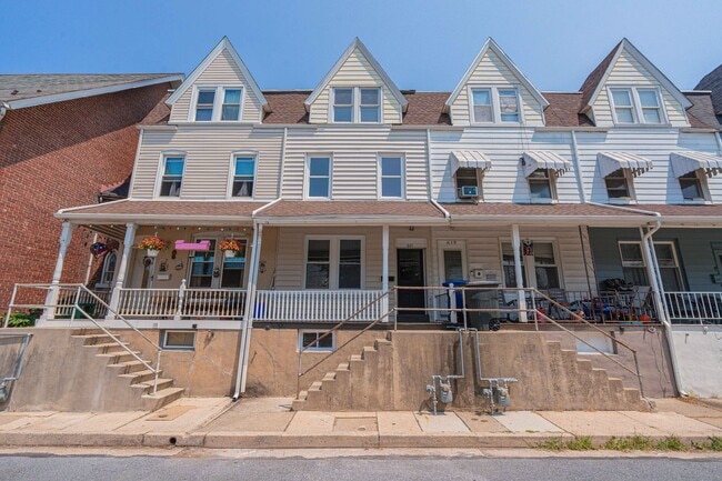 621 Limestone St in Catasauqua, PA - Building Photo - Building Photo