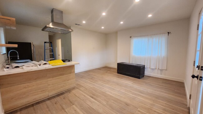 property at 129 W Howard St