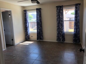 309 Paige Bend in Hutto, TX - Building Photo - Building Photo