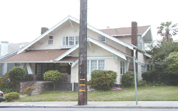 5315 Cole St in Oakland, CA - Building Photo - Building Photo