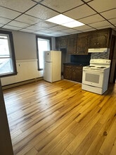 92 Stanton St in Worcester, MA - Building Photo - Building Photo