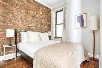 529 E 6th St, Unit 2D/3D in New York, NY - Building Photo - Building Photo