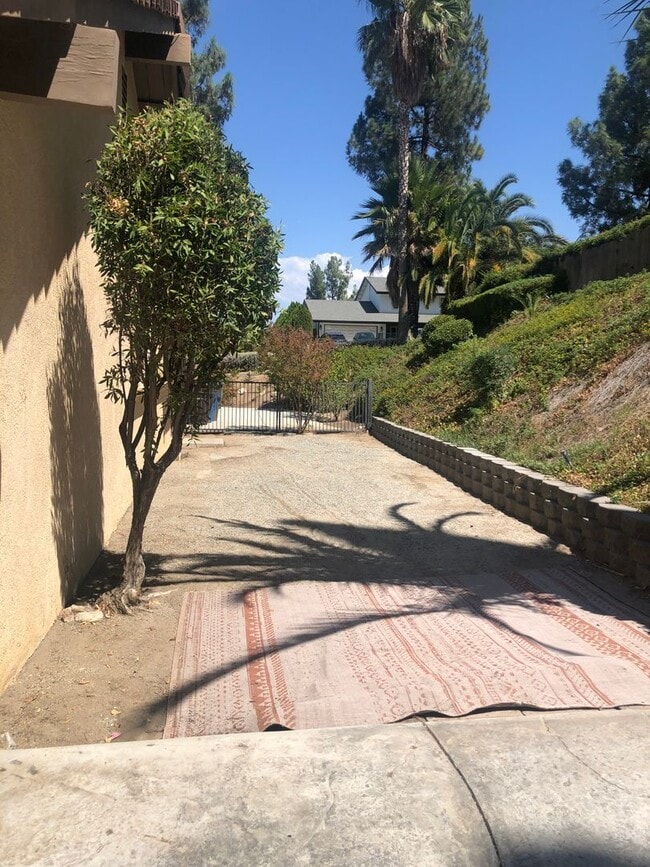 1368 Ransom Rd in Riverside, CA - Building Photo - Building Photo