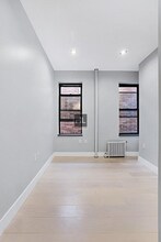 Stanton Street in New York, NY - Building Photo - Building Photo