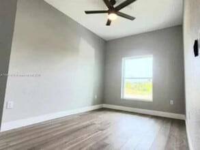 13273 Blake Dr in Port Charlotte, FL - Building Photo - Building Photo