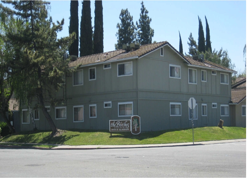 The Birches in Stockton, CA - Building Photo