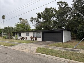 4680 Royal Palm Ave in Sarasota, FL - Building Photo - Building Photo