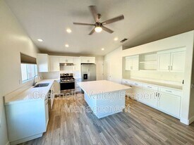 48201 Cll Del Sol in Indio, CA - Building Photo
