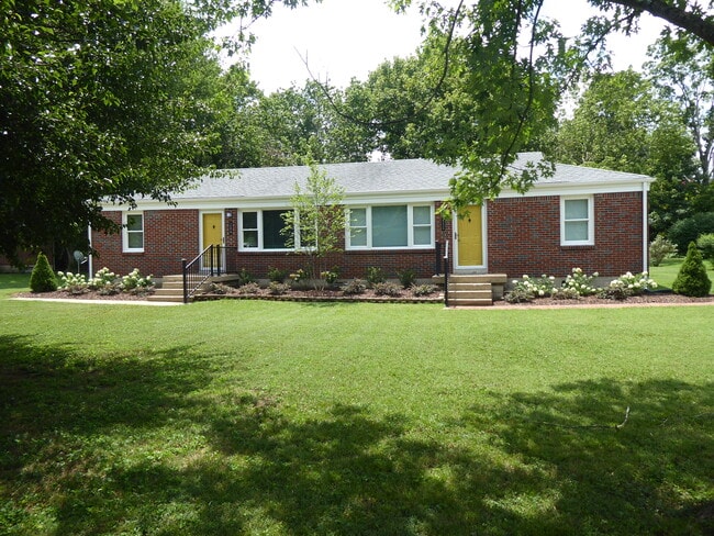 property at 211 N Bigby Dr