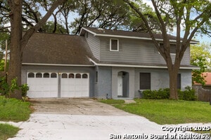 10406 Greenbay Dr in San Antonio, TX - Building Photo - Building Photo