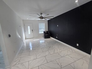 1528 16th Ave N in Nashville, TN - Building Photo - Building Photo