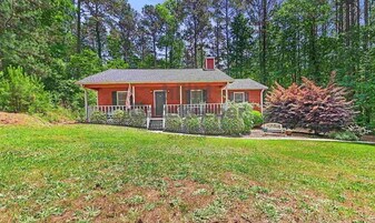 468 Davis Rd in Fayetteville, GA - Building Photo