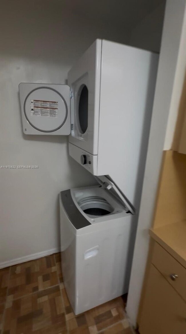 9828 NW 26th Ave in Miami, FL - Building Photo - Building Photo