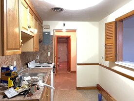 55 Kendall St, Unit 3