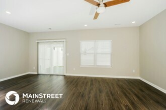 2048 Hoosier Way in Jeffersonville, IN - Building Photo - Building Photo