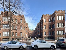4410 N Wolcott Ave, Unit J00W in Chicago, IL - Building Photo