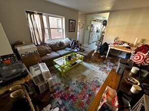 61 Selkirk Rd, Unit 10 in Boston, MA - Foto de edificio - Building Photo