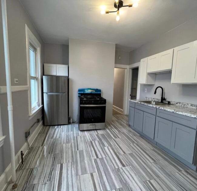 904 S 20th St, Unit 3