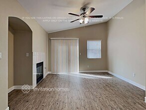 7645 Lookout Hill St in Las Vegas, NV - Building Photo - Building Photo