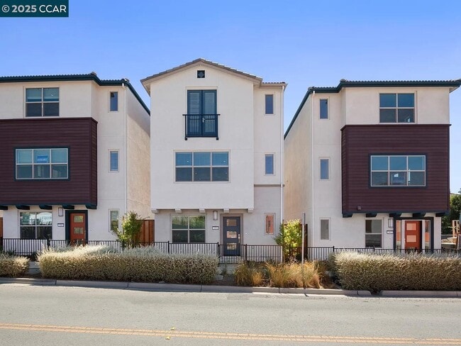 property at 2806 Chattleton Ln