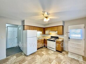 1 Hickory Ct in O'Fallon, IL - Building Photo - Building Photo