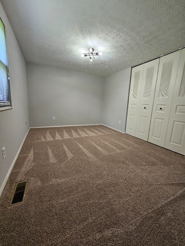 4242 Hanover Dr in Mason, OH - Building Photo - Building Photo