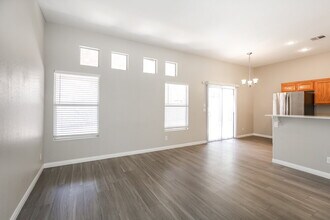 3205 Avawatz Ct in North Las Vegas, NV - Building Photo - Building Photo