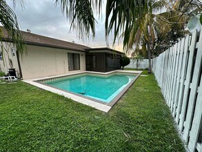 3291 SW 4th St in Deerfield Beach, FL - Building Photo - Building Photo