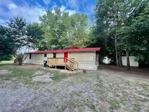 1736 Ratchford Rd in Dallas, NC - Building Photo - Building Photo