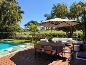 5911 Alton Rd in Miami, FL - Building Photo - Building Photo