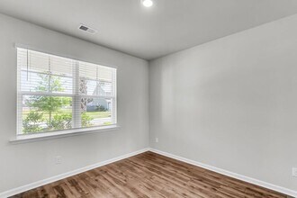 425 Ribiero Dr in Summerville, SC - Building Photo - Building Photo