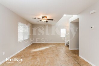 6422 Fulton Meadows Ave in Las Vegas, NV - Building Photo - Building Photo