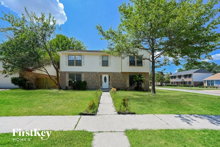 11943 Kleinfields Dr in Houston, TX - Foto de edificio