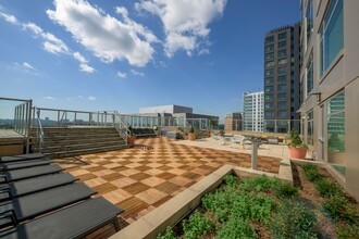 The View Ballston in Arlington, VA - Foto de edificio - Building Photo