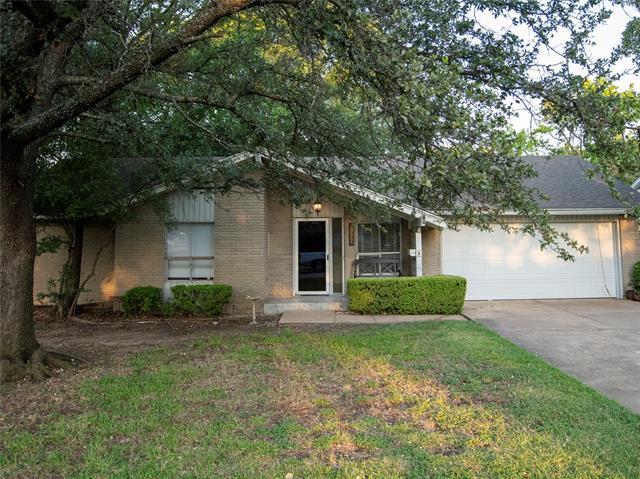 8507 Charing Cross Ln in Dallas, TX - Building Photo - Building Photo