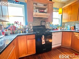 5 Mapleton St, Unit 1 in Boston, MA - Building Photo