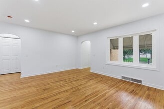 1115 Kelly Ave in Joliet, IL - Building Photo - Building Photo