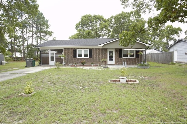 3715 Cherry Blossom Ln in Hope Mills, NC - Building Photo - Building Photo