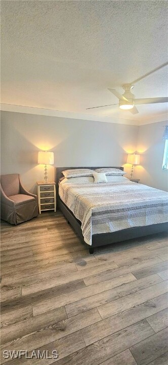8740 Lueck Ln in Ft. Myers, FL - Building Photo