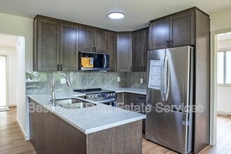 2208-2285 85 St NW in Edmonton, AB - Building Photo - Building Photo