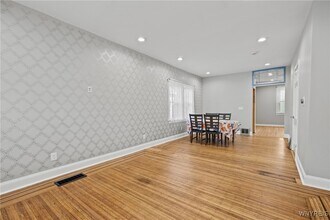 11 Baynes St in Buffalo, NY - Building Photo - Building Photo