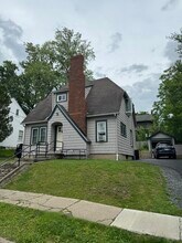 119 Linden Ave in Ithaca, NY - Foto de edificio - Building Photo