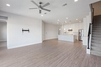 9820 Grapevine Leaf Dr in Manor, TX - Building Photo - Building Photo