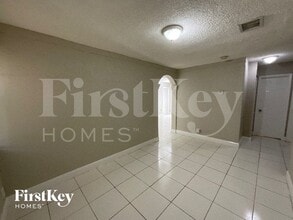 1389 SW 24th Ave in Fort Lauderdale, FL - Building Photo - Building Photo