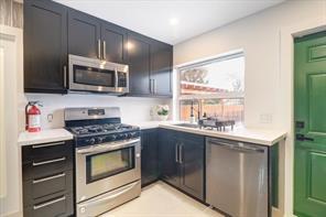 2289 Cleveland St in Hollywood, FL - Building Photo - Building Photo